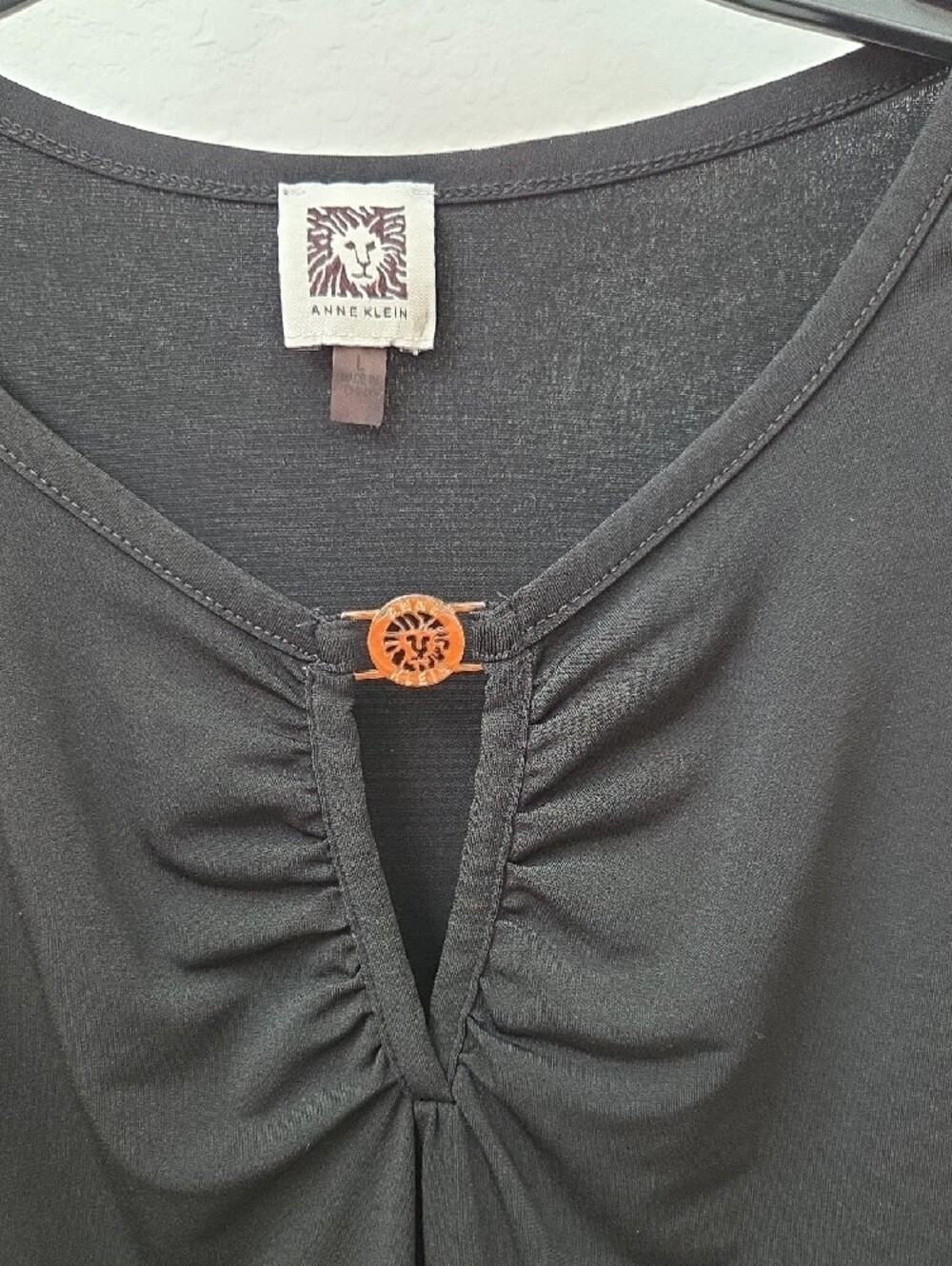 Anne Klein Black Sleeveless Tank with Gold Emblem Large Peekaboo Accent - Picture 4 of 7